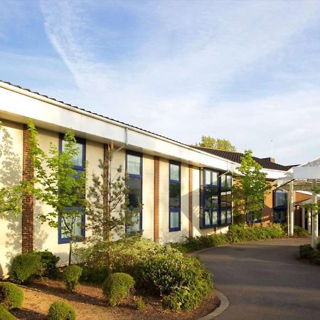 Cambridge Bar Hill Hotel, BW Signature Collection Exterior foto