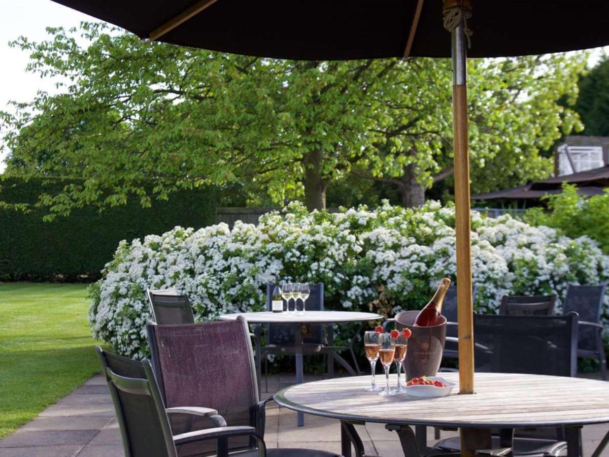 Cambridge Bar Hill Hotel, BW Signature Collection Exterior foto